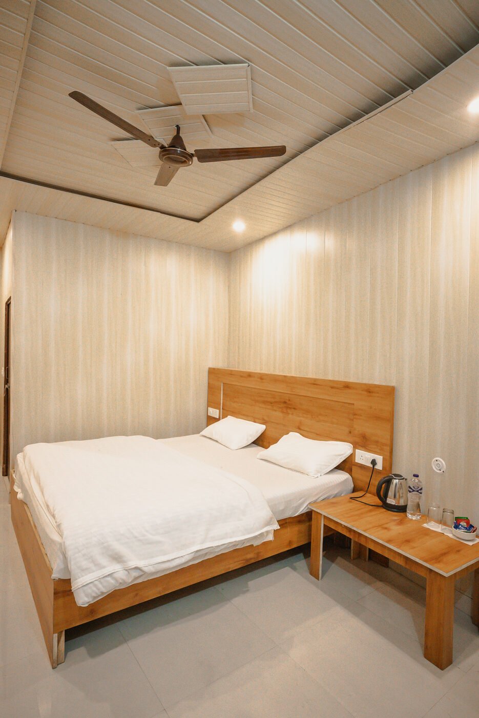 Premium Room second bed angle