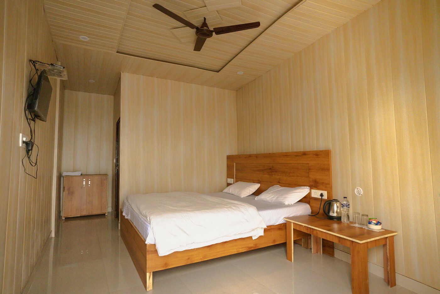 Premium Room with TV